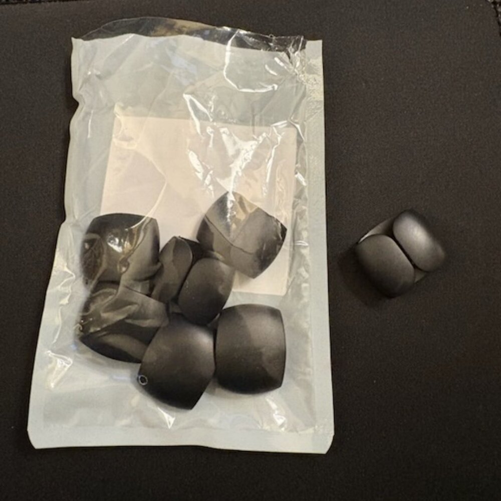 (6)  Cable Organizer Clips For Headphone, Charging Cable